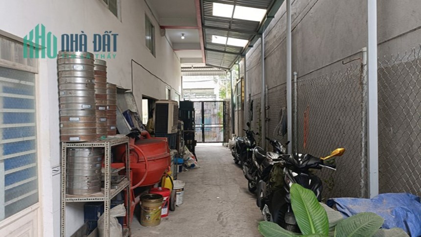 Bán nhà Mặt Tiền T.Lộc Quận 12, 181m2, ngan lớn 7.4m, giá giảm còn 8.9 tỷ