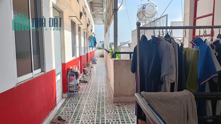 Bán nhà Mặt Tiền T.Lộc Quận 12, 181m2, ngan lớn 7.4m, giá giảm còn 8.9 tỷ