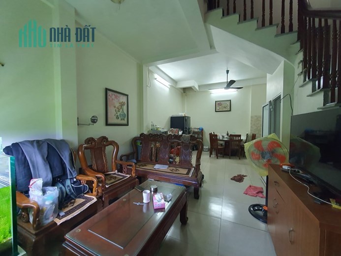 70m Mặt Phố Vương Thừa Vũ. Mảnh Đất Vàng Vị Trí Kim Cương. Chủ Cần Bán Gấp.