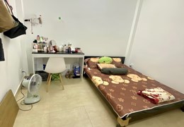 EM LÀ CHỦ CĂN PHÒNG CẦN PASS LẠI PHÒNG