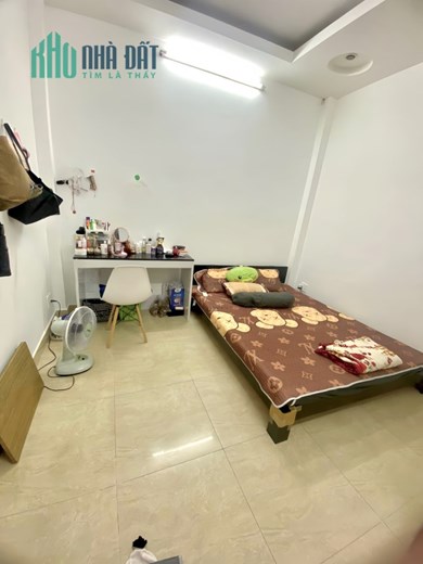 EM LÀ CHỦ CĂN PHÒNG CẦN PASS LẠI PHÒNG