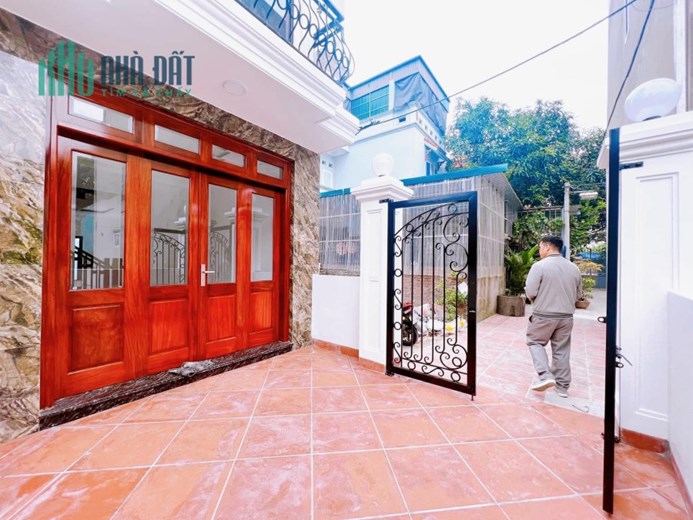 NHÀ THẠCH BÀN_ MỚI TINH_ 2 THOÁNG VĨNH VIỄN_ Ô TÔ ĐỖ CỔNG_ DIỆN TÍCH RỘNG _ GIÁ BÌNH DÂN