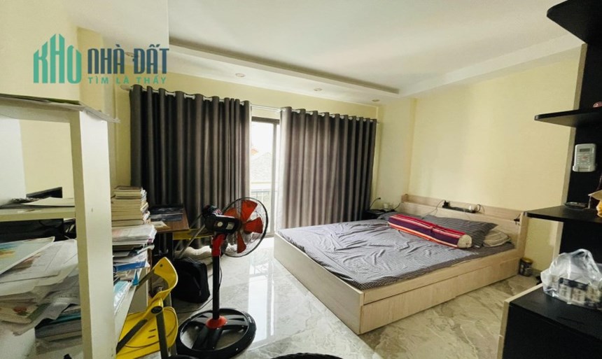 NHÀ ĐẸP PHỐ CỔ LINH ( NGỌC TRÌ) _ THẠCH BÀN .. 47 m2 X 4 tầng , ô tô dỗ cổng chỉ 5 tỷ thôi