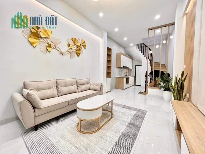 HIẾM Bán nhà Vũ Trọng Phụng Thanh Xuân 40m 3 tầng mặt tiền 5.2m vài bước chân ra ô tô chỉ 4.2 tỷ lh