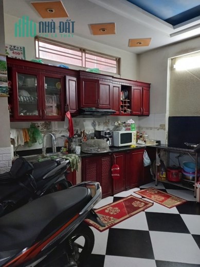 Bán nhà Lạc Trung, Nhà lô góc mt rộng, cực thoáng sáng, DT44m2, giá 4.1 tỷ.