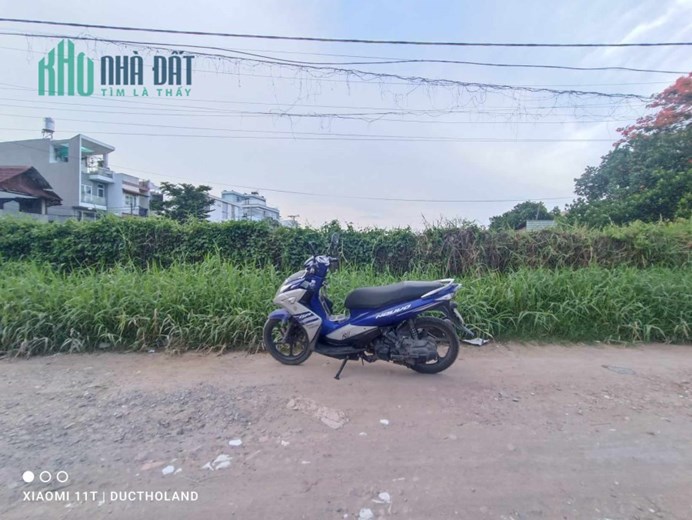 Cho thuê 2700m2 đất lô góc đường xe tải Nguyễn Thị Nhuần, An Phú Đông, Quận 12