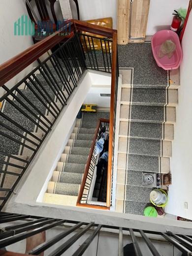 Nhà bán Quận 3 sát Q10, 300m2, 6 tầng, Ngộp NH cần bán gấp, nhỉnh 7 tỷ