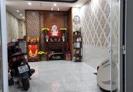 Nhà bán Quận 3 sát Q10, 300m2, 6 tầng, Ngộp NH cần bán gấp, nhỉnh 7 tỷ