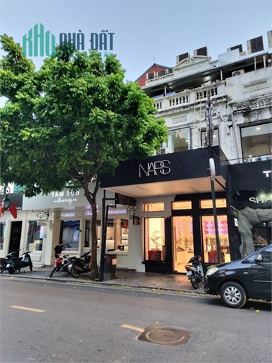 Bán Nhà Mặt Phố Tràng Tiền DT270m2, 3 Tầng, MT5m Vỉa Hè Rộng, Kinh Doanh VIP, Giá Chào 240 tỷ