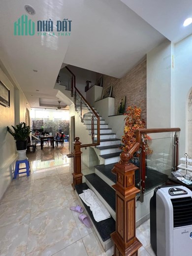 BÁN GẤP NHÀ ĐẸP NGAY NGÃ TƯ- TRẦN ĐẠI NGHĨA - ĐẠI LA - HAI BÀ TRƯNG 76m 5 TẦNG GIÁ 7,5 TỶ