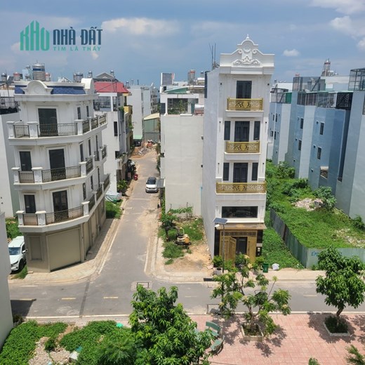 Tân Kỳ Tân Quý Bình Tân ,HXH 10m ,60m2 ngang 4 ,5 tầng 5 Pn Giá 5.8 Tỷ