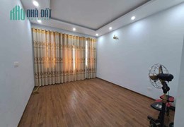 Cho thuê nhà Trần Cung 35m2, 3T, 3N, đủ đồ, 7.5 tr, Bắc Từ Liêm.