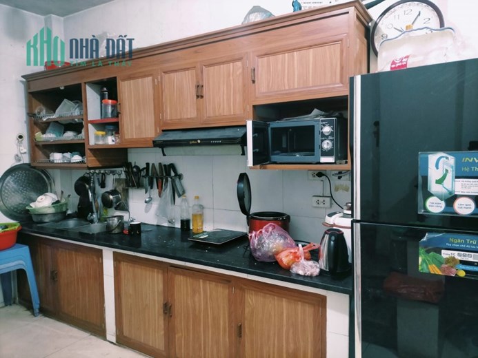Bán nhà Ngõ 47 Đức Giang. Gần hồ, ngõ oto tránh chỉ 2 tỷ 9 LH: 0936123469