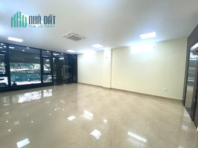 Bán Nhanh Tòa Văn Phòng 7 Tầng Mặt Phố Dịch Vọng.Vị Trí Đắc Địa. Giá 50 TỶ