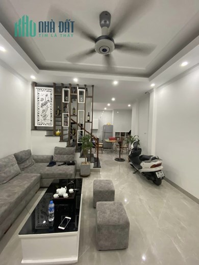 NHÀ MỚI, TƯƠNG LAI 2 MẶT NGÕ, GẦN PHỐ , HỘ KHẨU HAI BÀ TRƯNG, TIỆN ÍCH BẠT NGÀN , ĐI ĐÂU CŨNG TIỆN