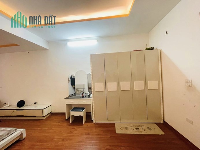 TRẦN KHÁT CHÂN - HAI BÀ TRƯNG - MẶT NGÕ THÔNG KINH DOANH ONLINE - NHÀ DÂN XÂY CHẮC CHẮN - Ở SƯỚNG -