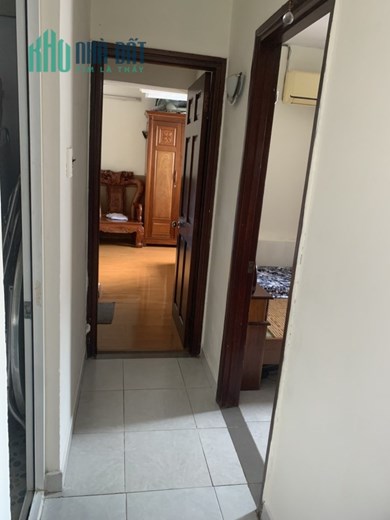 Chính chủ cần bán CHCC Bàu Cát 2  Lô A 60m2 (2PN) 2.79 tỷ. Lh;0906390197.