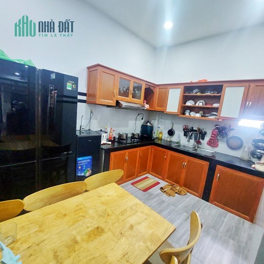 Kẹt Bank Bán Gấp Nhà đẹp 46m2, 2 Tầng chắc chắn Kha Vạn Cân, Thủ Đức, sát mặt tiền