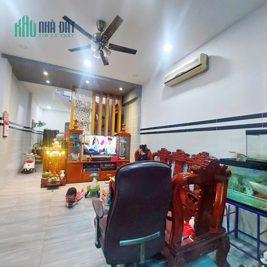 Kẹt Bank Bán Gấp Nhà đẹp 46m2, 2 Tầng chắc chắn Kha Vạn Cân, Thủ Đức, sát mặt tiền