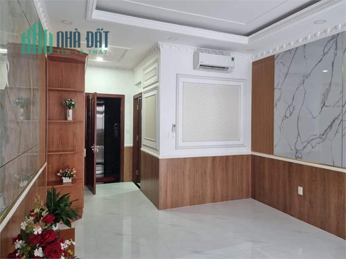 Bán nhà Lạc Long Quân, P. 3, Quận 11 – Hẻm 7m, 6 tầng thang máy, 9.7 tỷ