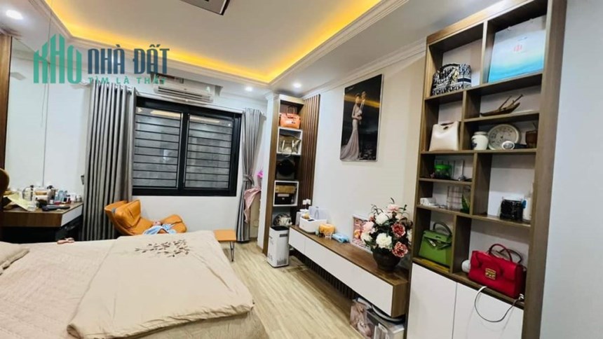 CC BÁN NHÀ KV TRƯƠNG ĐỊNH, KIM ĐỒNG 40M × 5T Ô TÔ. CHỈ 3 TỶ 95