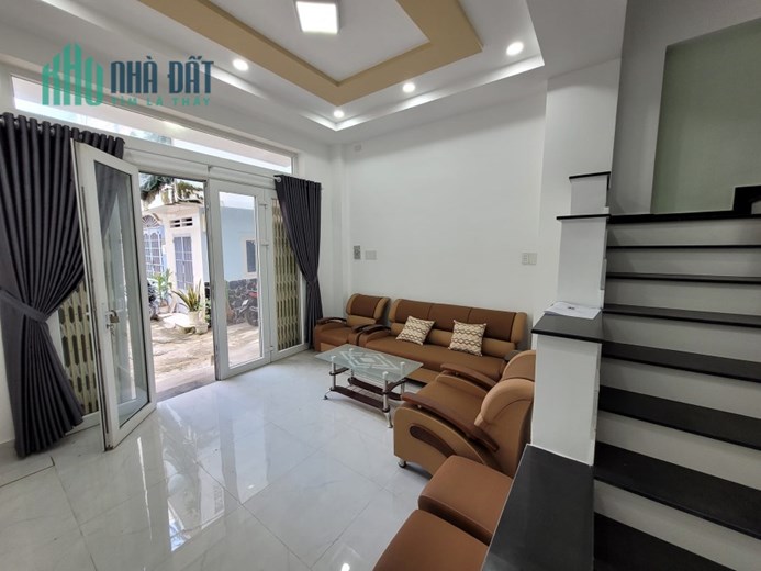 NHỈNH 5 TỶ -NHÀ ĐẸP Ở NGAY -HXH 2 MẶT THOÁNG - TẶNG NỘI THẤT