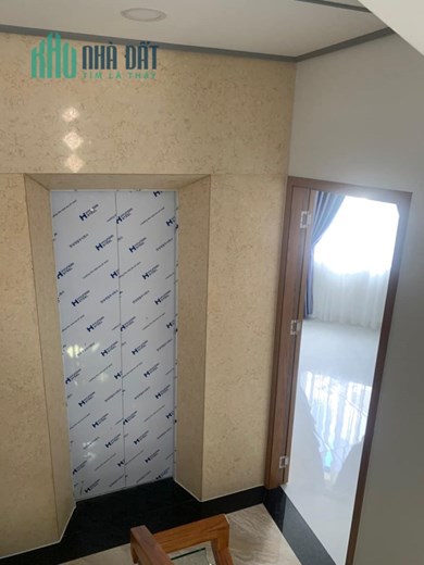 NHÀ GÓC 2 MẶT TIỀN OTO NGỦ TRONG NHÀ - CÓ THANG MÁY.
