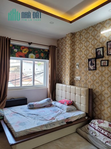 P10 - Tân Bình - 4 tầng Bê tông Cốt thép - Dt 35 m 2 - Gía chỉ  5.8 tỷ