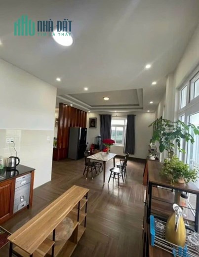 Bán nhà Gò Vấp, 76m2, 4 lầu, hẻm 8m thông, chỉ 7.3 tỷ thương lượng