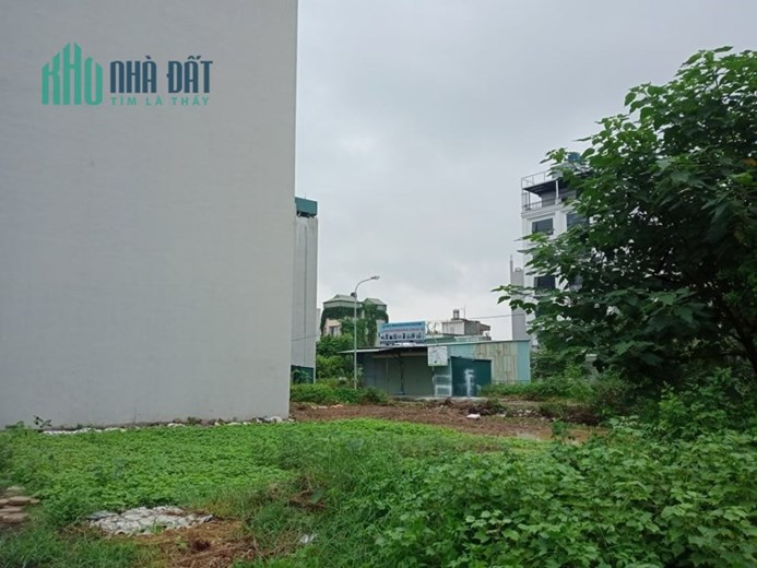 Bán đất dịch vụ Yên Nghĩa khu B sau bến xe, 100m2, MT10m hiếm đẹp giá 10 tỷ
