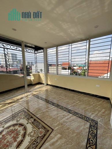 Bán nhà 36m2 phố Nghi Tàm, Tây Hồ Gara Ô tô phi Kinh doanh tốt Giá 4.2 Tỷ
