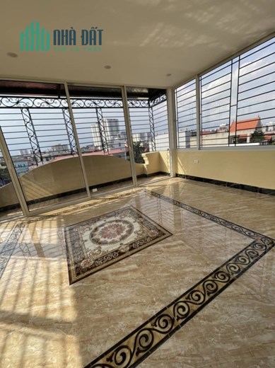 Bán nhà 35m2 phố Nghi Tàm, Tây Hồ Ô tô thông Kinh doanh đỉnh Giá 4.2 Tỷ