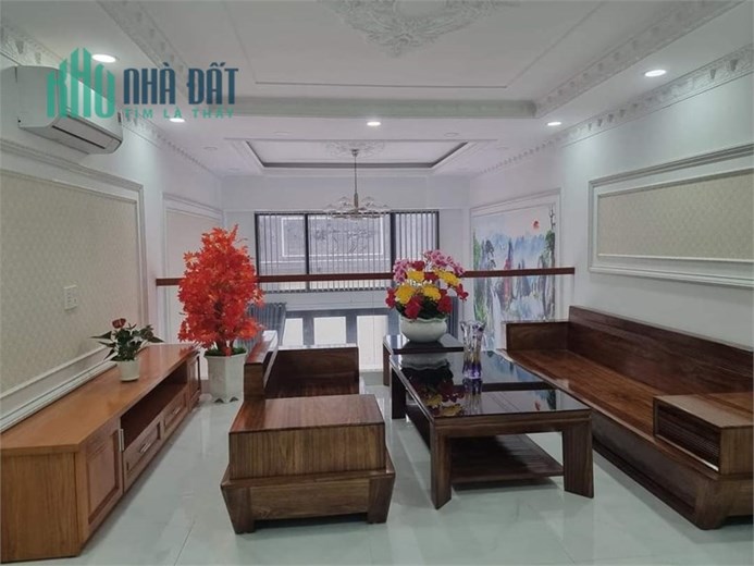 Bán nhà Lạc Long Quân, P. 3, Quận 11 – Hẻm 7m, 6 tầng thang máy, 9.7 tỷ