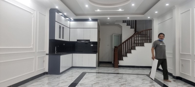 Siêu phẩm Thạch Bàn ,Long Biên 51m2 ,5 tầng ,Mt 5.1m ,thang máy ,oto đỗ cửa giá nhỉnh 6 tỷ