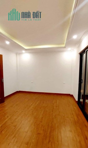 Bán nhà 56m2 phố Nghi Tàm, Tây Hồ Gara Ô tô XỊN Thang máy XỊN Dòng tiền 9.4 Tỷ