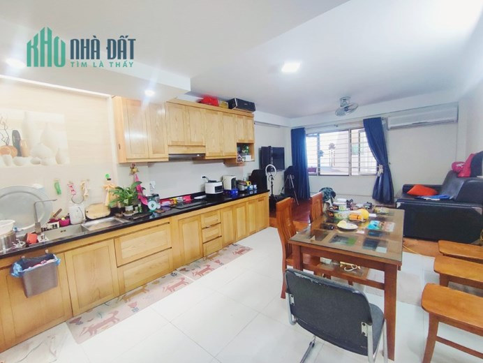 Bán nhà Quan Nhân Ô tô đỗ cửa Kinh doanh 42m2 6 tầng Giá chỉ 7,4 tỷ