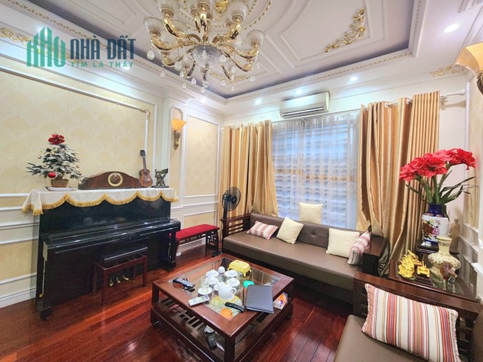 BÁN NHÀ NGUYỄN CHÍ THANH, Ô TÔ, LÔ GÓC, KD, 65M2 4T MT5.5M, GIÁ 12.9 TỶ