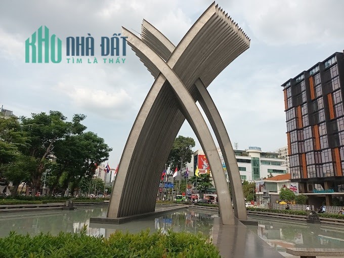 Bán nhà HXH hạ chào 1.2 tỷ, dường Thăng Long, P4, Tân Bình, 100m2, 3 tầng.