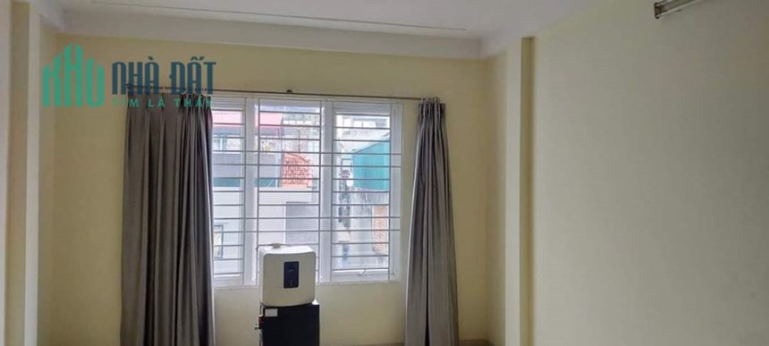 Nhà Minh Khai, ngõ đi được nhiều hướng, nhà thoáng rộng, DT38m2, giá 3.5 tỷ.