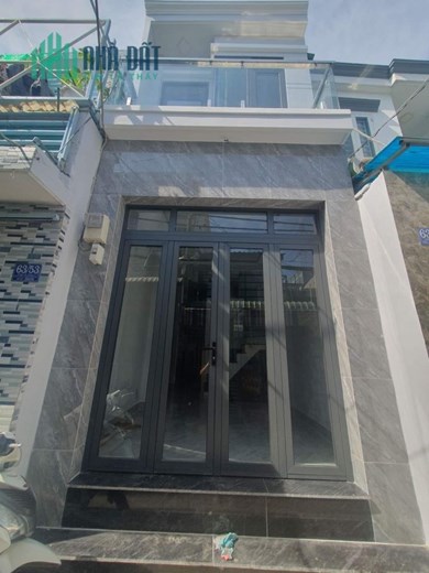CÁCH PHỐ ĐI BỘ NGUYỄN HUỆ QUẬN 1 CHỈ 1KM -NHÀ MỚI Ở LIỀN - HẺM BA GÁC -THÔNG TỨ TUNG - Chỉ: 2.73 tỷ