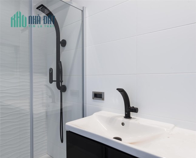 Bán nhà Dương Quảng Hàm: 32mx 4 tầng, 3P. Ngủ, ngõ rộng, nông-Giá 3,16 tỷ
