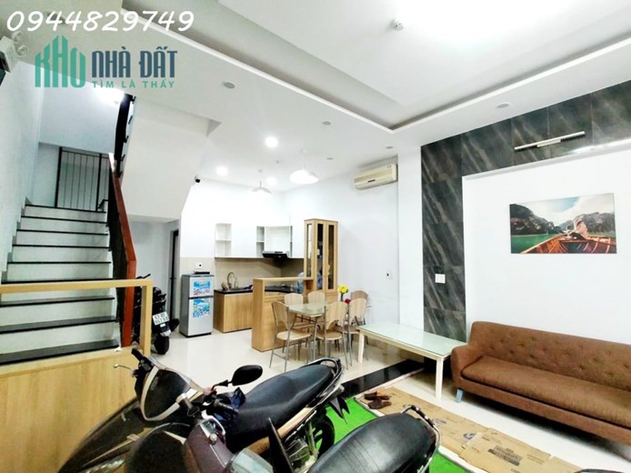 BÁN Hotel 5 tầng mới toanh, khu phố AN THƯỢNG, Đà Nẵng - Doanh thu 25 triệu/ tháng - GIÁ GẤP CHỈ