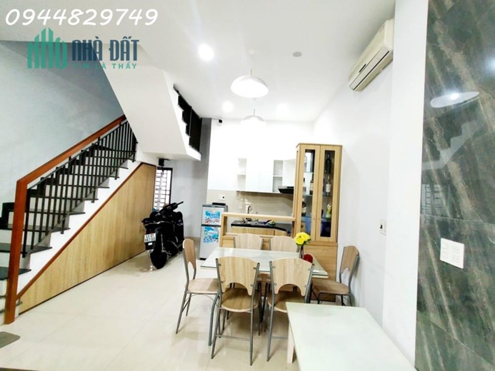 BÁN Hotel 5 tầng mới toanh, khu phố AN THƯỢNG, Đà Nẵng - Doanh thu 25 triệu/ tháng - GIÁ GẤP CHỈ