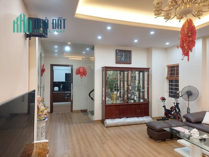 NHÀ ĐẸP NGUYỄN VĂN CỪ, NGÕ TO - GARA Ô TÔ 7 CHỖ - LÔ GÓC- 3 THOÁNG - AN SINH ĐỈNH - TOÀN NỘI THẤT