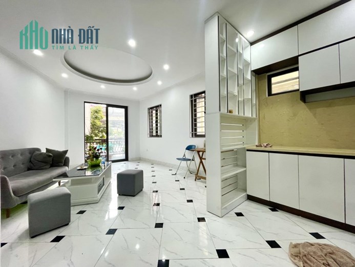 HIẾM NHÀ GIẢI PHÓNG LÔ GÓC NGÕ THÔNG ÔTÔ VÀO NHÀ KINH DOANH 6 TẦNG 5.5 TỶ