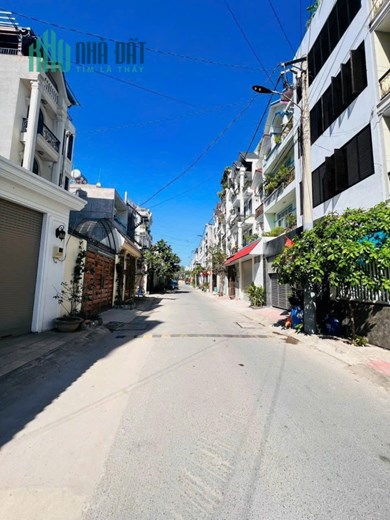 6.2 TỶ TL CẮT LỖ LẦN 3 - KHU NHÀ ĐẸP-KHANG TRANG- VIP NHẤT LINH TRUNG