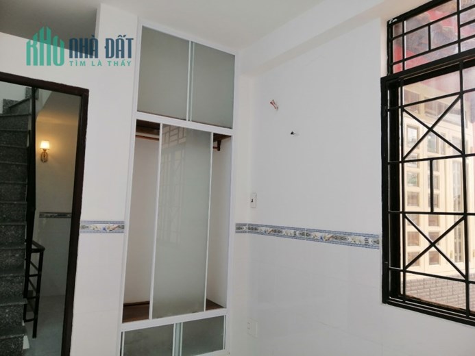 Bán rẻ nhà xinh 1 trệt 2 lầu sân thượng Phan Đăng Lưu Phú Nhuận TP.HCM