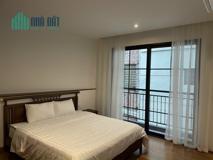 Tòa căn hộ dịch vụ gần Hồ Tây, 8 tầng hiện tại, dòng tiền hơn 200tr/tháng
