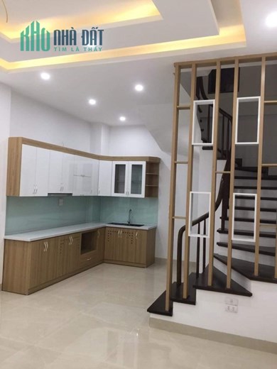 Ngõ thông, nông, chủ xây tâm huyết bán nhà Trường Chinh
