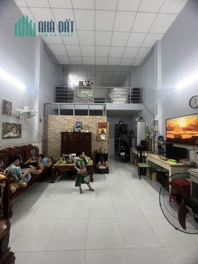 *Bán Gấp Nhà Hương Lộ 3 HXH 60m2 ,ngang 5 bề thế 2 Tầng Giá 3 tỷ xx
